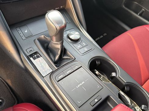Used 2024 Lexus IS 350 F Sport RWD image 27