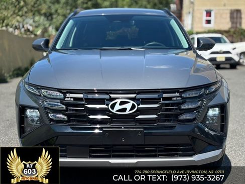 Used 2026 Hyundai Tucson SEL FWD image 2