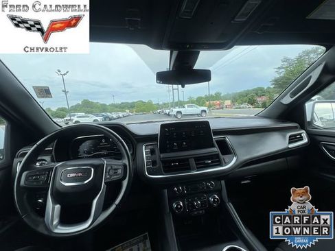 Used 2022 GMC Yukon XL SLE RWD image 10