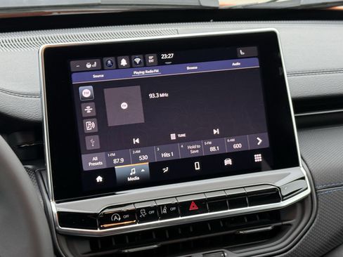 New 2026 Jeep Compass Latitude AWD/4WD image 13