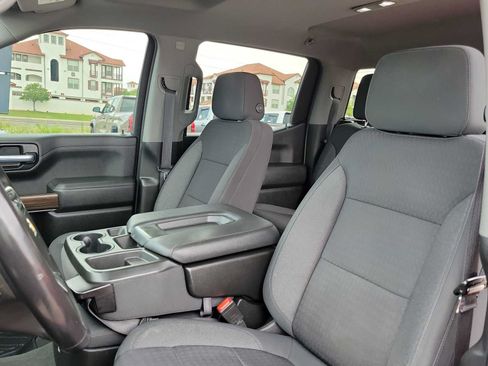 Used 2021 Chevrolet Silverado 1500 LT AWD/4WD image 15
