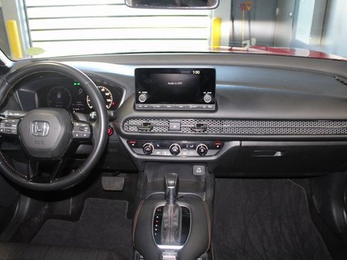 Used 2025 Honda HR-V Sport image 24