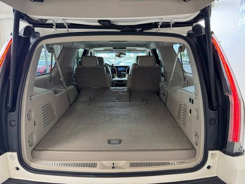 Used 2015 Cadillac Escalade ESV Premium AWD/4WD image 60