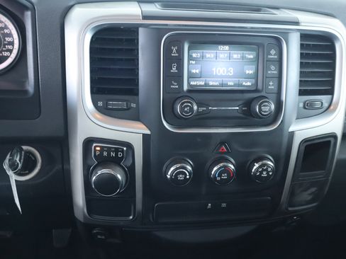 Used 2016 RAM 1500 Classic SLT image 18