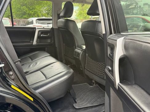 Used 2016 Toyota 4Runner Limited AWD/4WD image 25