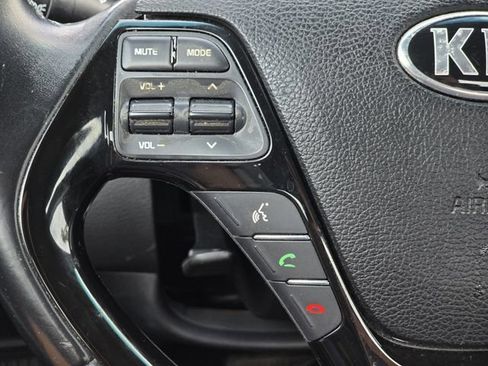 Used 2017 Kia Forte S FWD image 24