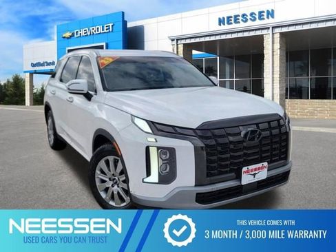 Used 2023 Hyundai Palisade SEL FWD image 1