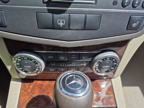 Used 2011 Mercedes-Benz C 300 4MATIC Sedan w/ Multimedia Pkg image 24