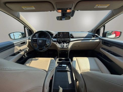 Used 2019 Honda Odyssey Touring image 16