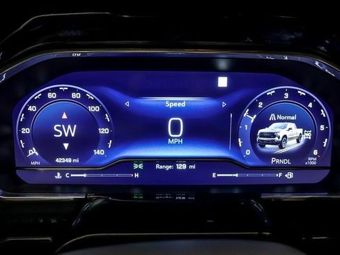 Used 2022 Chevrolet Silverado 1500 LT Trail Boss w/ Protection Package image 15