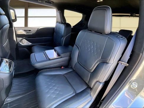 Used 2026 INFINITI QX80 Autograph image 26