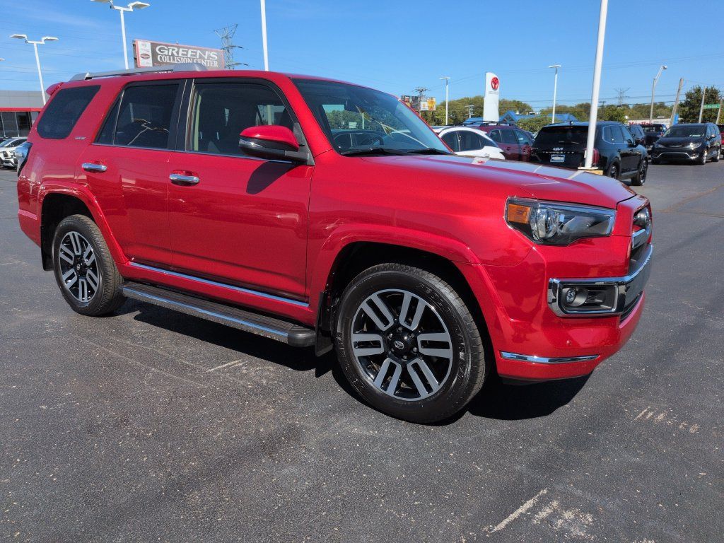 Used 2024 Toyota 4Runner Limited AWD/4WD image 7