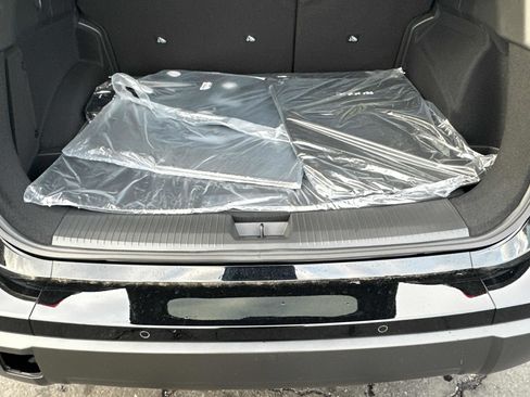 New 2026 Nissan Rogue SV image 18