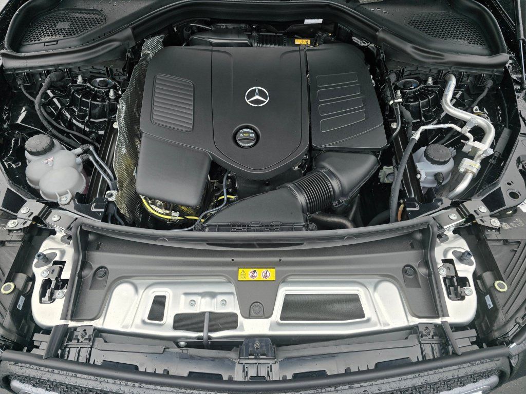 New 2026 Mercedes-Benz GLC 300 4MATIC image 10