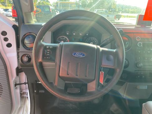 Used 2015 Ford F350 XL w/ Power Equipment Group AWD/4WD image 11