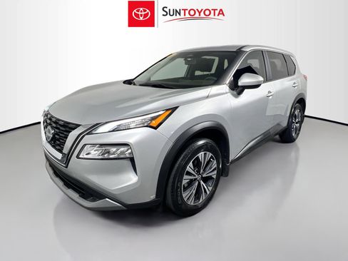 Used 2023 Nissan Rogue SV FWD image 9