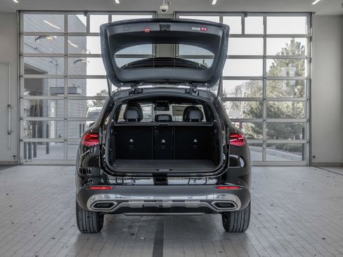 New 2026 Mercedes-Benz GLC 300 4MATIC image 16