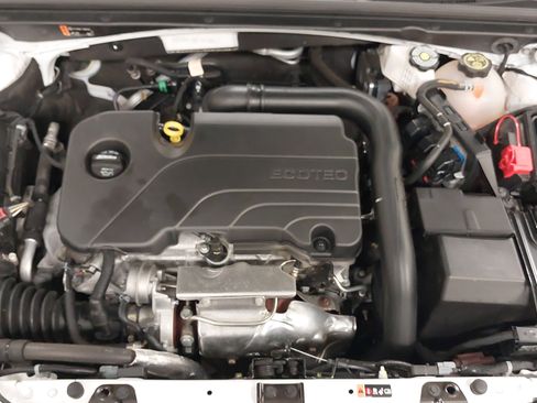 Used 2024 Chevrolet Malibu LT image 30