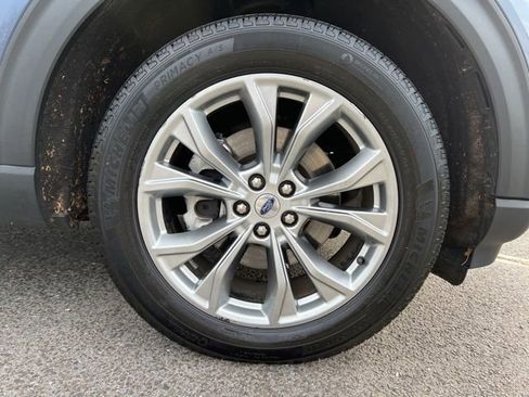 Certified 2021 Ford Explorer Limited w/ Equipment Group 301A image 13