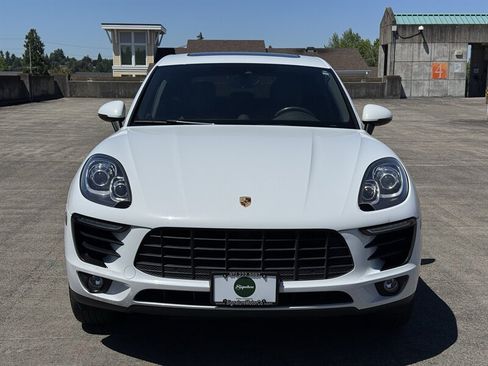 Used 2017 Porsche Macan AWD/4WD image 9