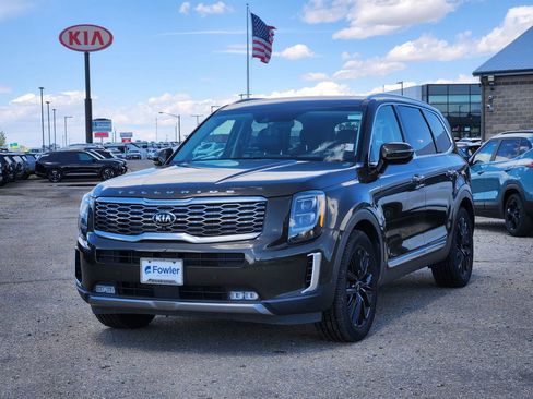 Used 2021 Kia Telluride SX w/ SX Prestige Package AWD/4WD image 4
