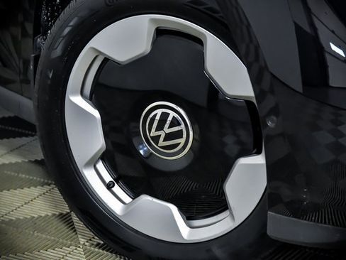 New 2025 Volkswagen ID. Buzz Pro S image 4