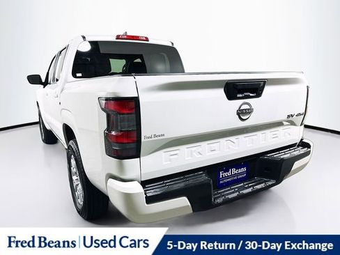 Certified 2023 Nissan Frontier SV image 5