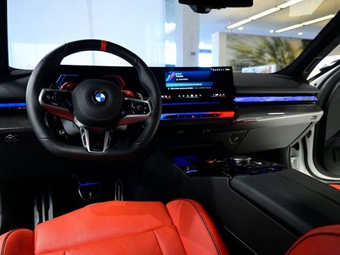 Used 2026 BMW M5 image 12