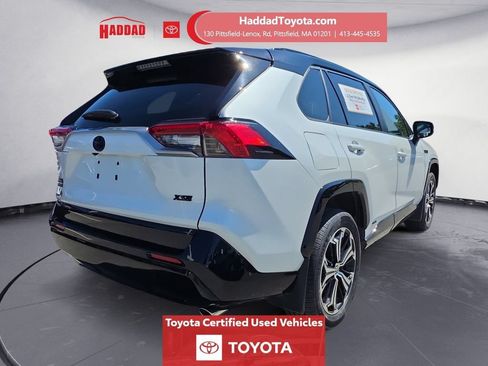Certified 2024 Toyota RAV4 XSE w/ Weather Package AWD/4WD image 6