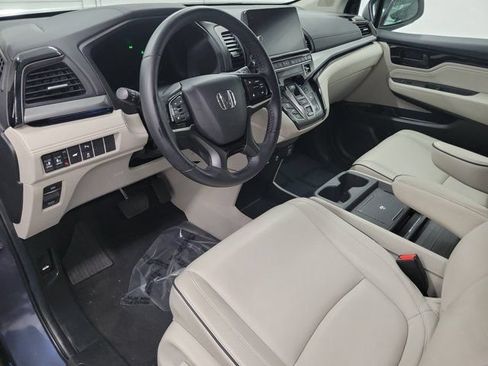 Certified 2025 Honda Odyssey Touring image 19