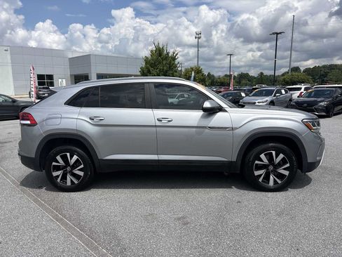 Used 2020 Volkswagen Atlas Cross Sport SE AWD/4WD image 5