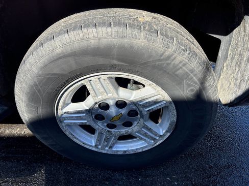 Used 2008 Chevrolet Tahoe LS image 23