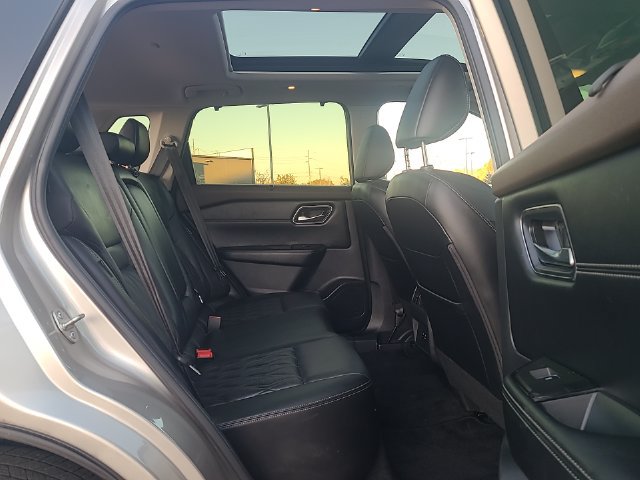 Certified 2023 Nissan Rogue Platinum AWD/4WD image 31