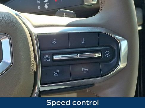Used 2025 GMC Yukon Denali w/ LPO, Floor Liner Package AWD/4WD image 8