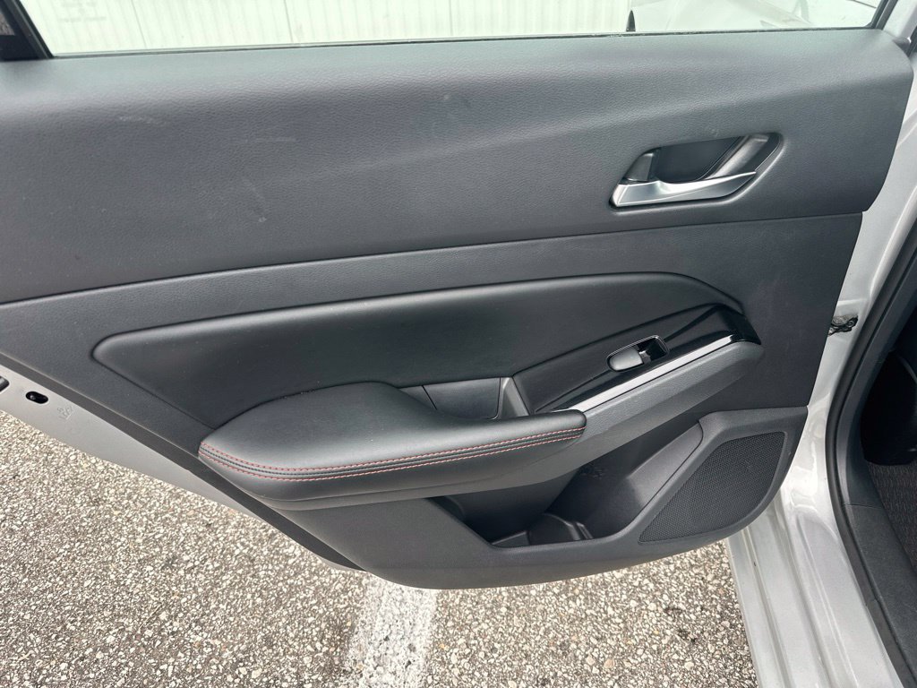 Used 2024 Nissan Altima 2.5 SR FWD image 17