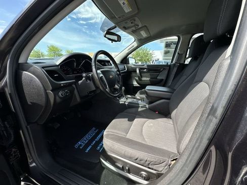 Used 2016 Chevrolet Traverse LT w/ Style and Technology Package AWD/4WD image 10
