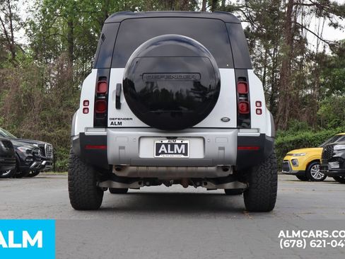 Used 2023 Land Rover Defender 110 S AWD/4WD image 6