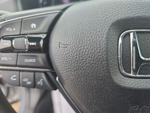 Used 2019 Honda Accord LX image 14