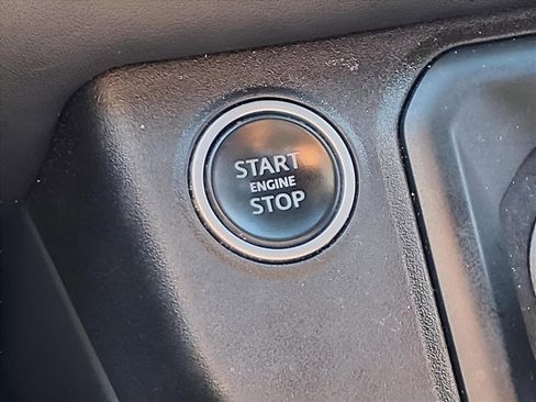 Used 2020 Land Rover Defender 110 X image 24