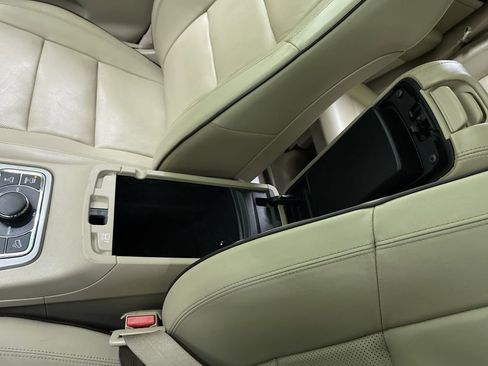 Used 2018 Jeep Grand Cherokee Overland image 26