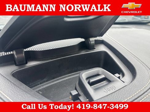 Used 2014 Jeep Cherokee Latitude AWD/4WD image 33