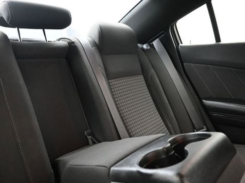 Used 2019 Dodge Charger SXT w/ Blacktop Package image 15