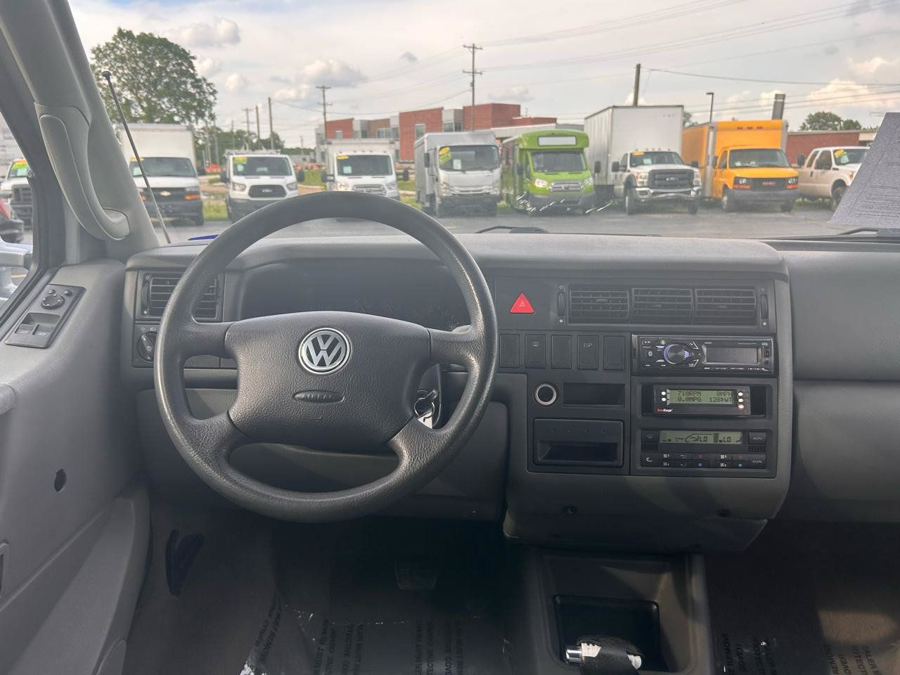 Used 2002 Volkswagen Eurovan GLS FWD image 15