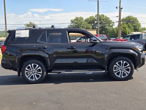 New 2026 Toyota 4Runner Limited AWD/4WD image 2