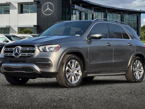 Certified 2022 Mercedes-Benz GLE 350 Silver w/ Premium Package image 8