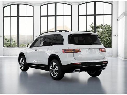 New 2026 Mercedes-Benz GLB 250 4MATIC image 28