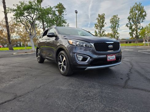 Used 2016 Kia Sorento EX w/ EX Touring Package FWD image 6