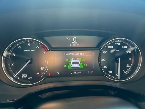 Used 2024 Cadillac XT5 Luxury image 24