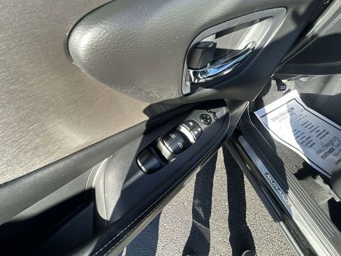 Used 2023 Nissan Murano SV w/ SV Midnight Edition Package image 19