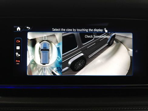 Used 2025 Mercedes-Benz G 580 w/ Seat Comfort Package image 22